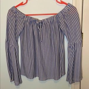 American Eagle off the shoulder top